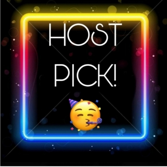 🔹️MCM 🔹️Red Leather Run Candy Small Crystal Flower Small Flap Shoulder Bag NWT - Picture 8 of 8